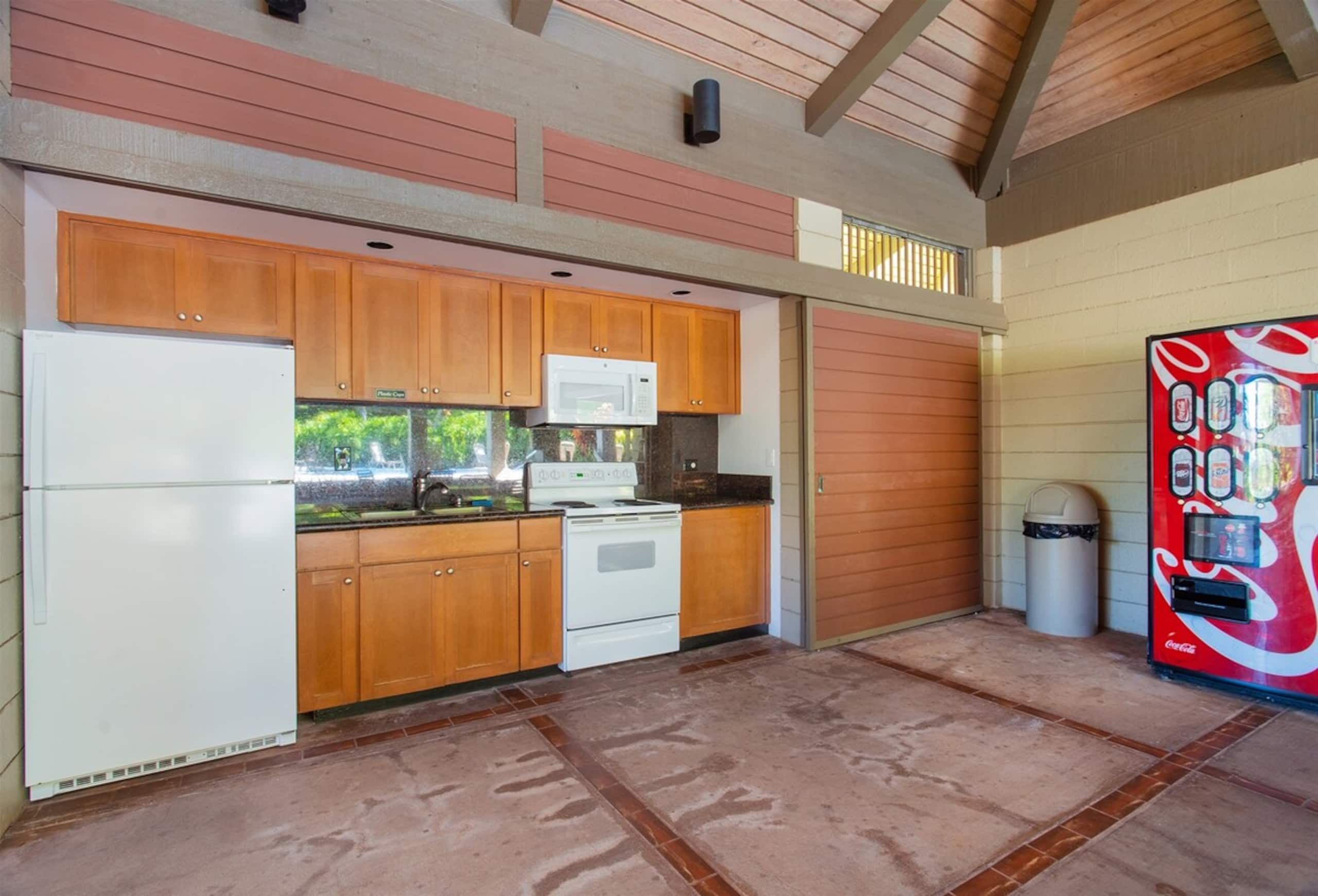 Villa in Lahaina · ★5.0 · 1 bedroom · 2 beds · 2 baths - Image 51