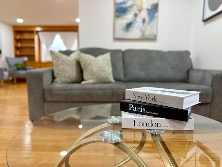 New Stylish 2br Apt • 2 Floor + Fast Wi-fi • Utica - State of New York