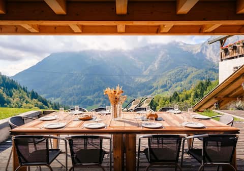 Enjoy the pool with a mountain view