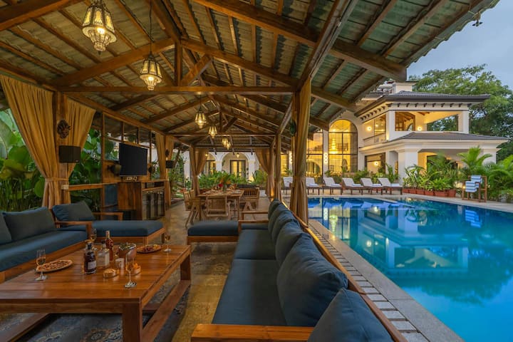 Pool image 10