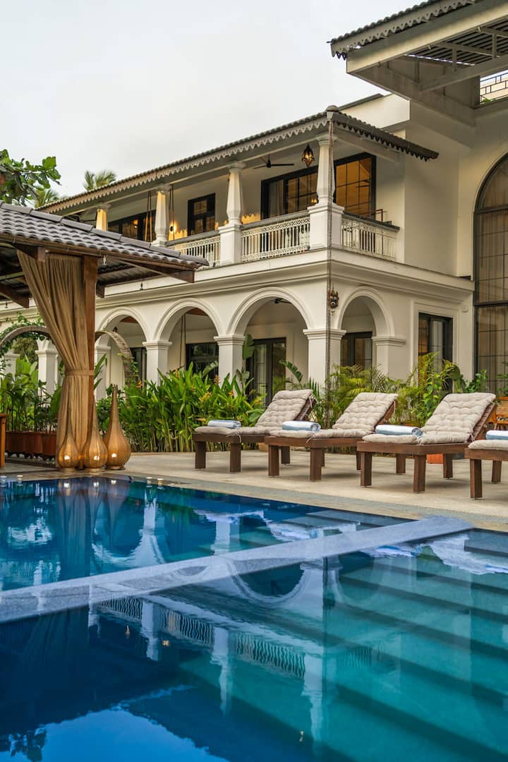 Pool image 11