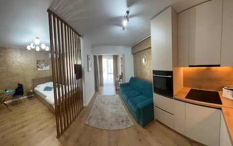 Popular Airbnb listing: Ivory Residence Studio Deluxe - Free parking in Voluntari