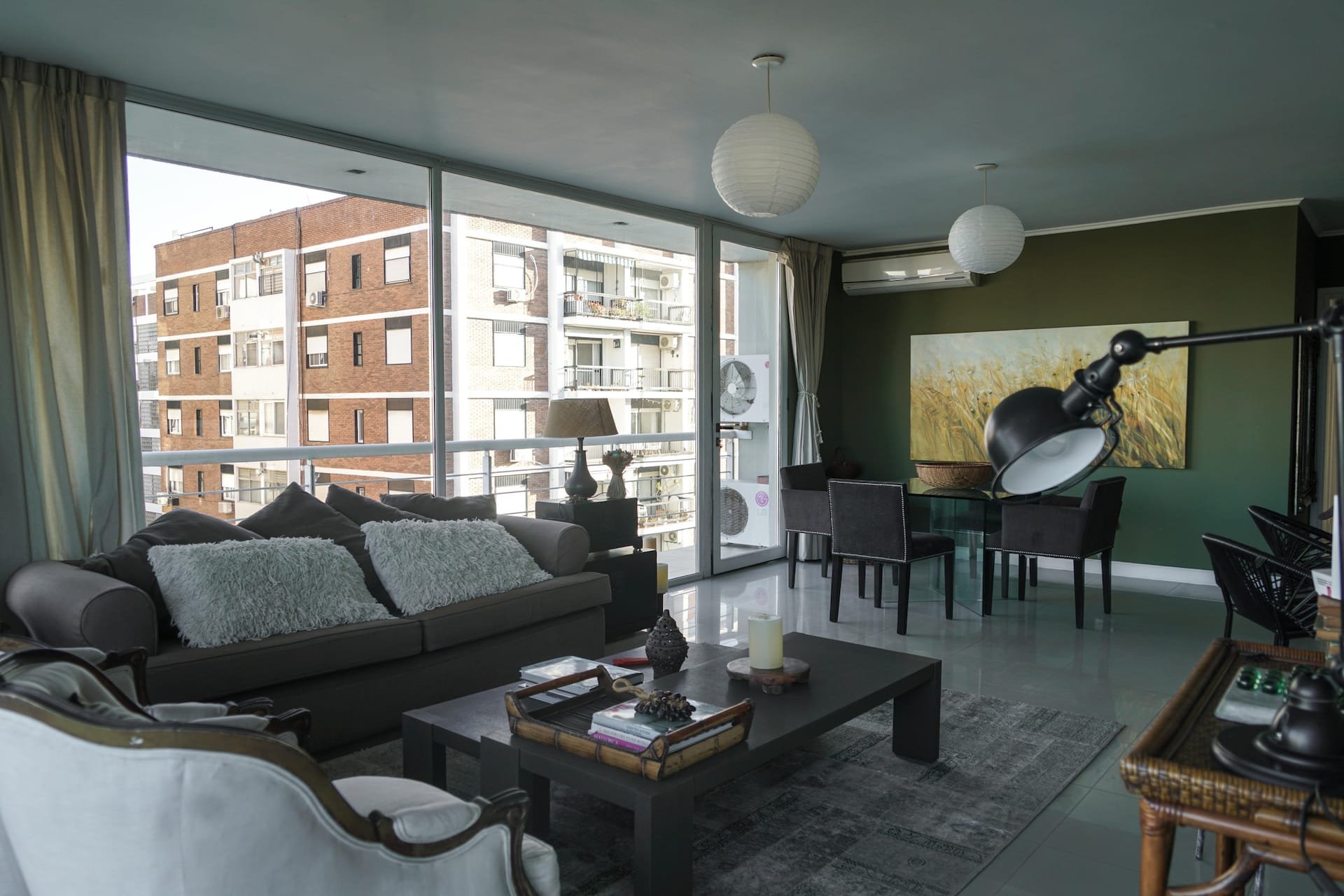 Bright apartment near the train. River view