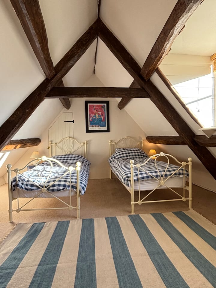 საძინებელი 3