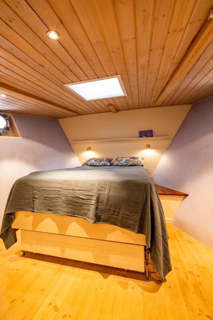 House Boat Life Close To The Beach - Den Haag
