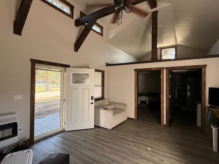 Little Cabin On Park - Kansas