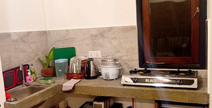 Brick & Wall Home Stay - Sri Lanka