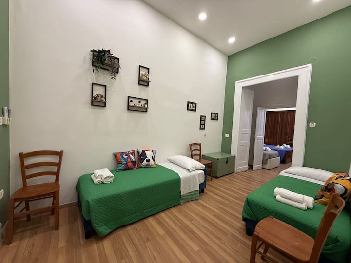 غرفة النوم 2