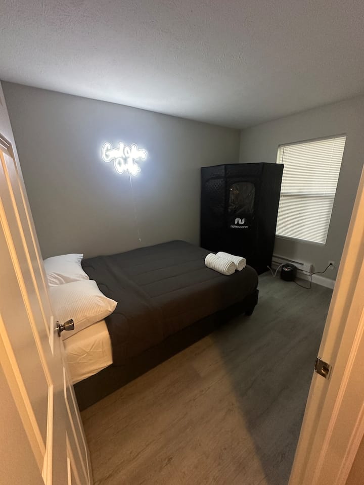 غرفة النوم 1