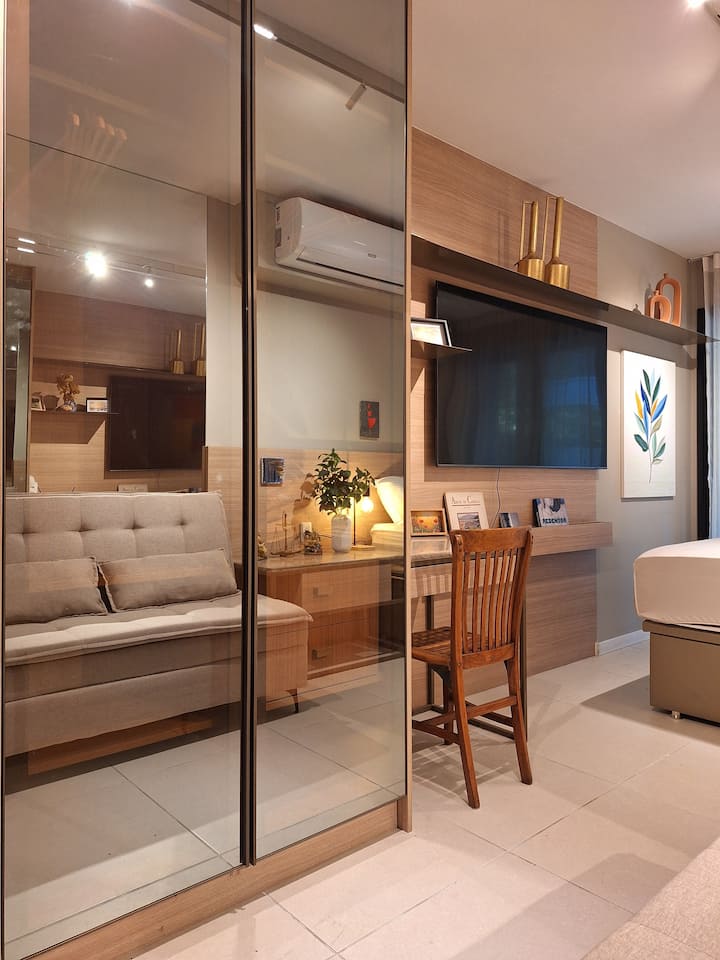 Skylux 11 | Stylish Boutique Studio • Pool & Gym - Rio de Janeiro
