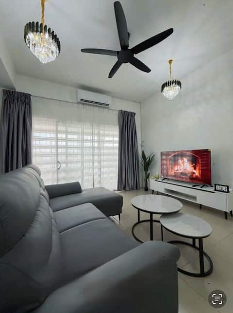 Rumah Singgah Perdana
- Love-on-the-air vibes