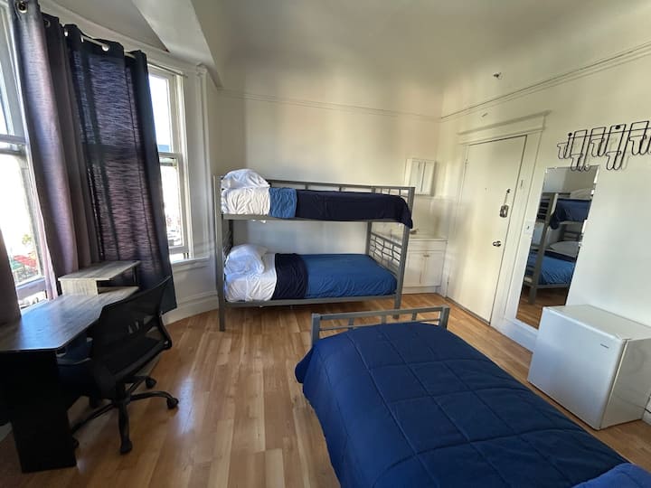 Shembull i planimetrisë së një dhome të ngjashme që fle 3.