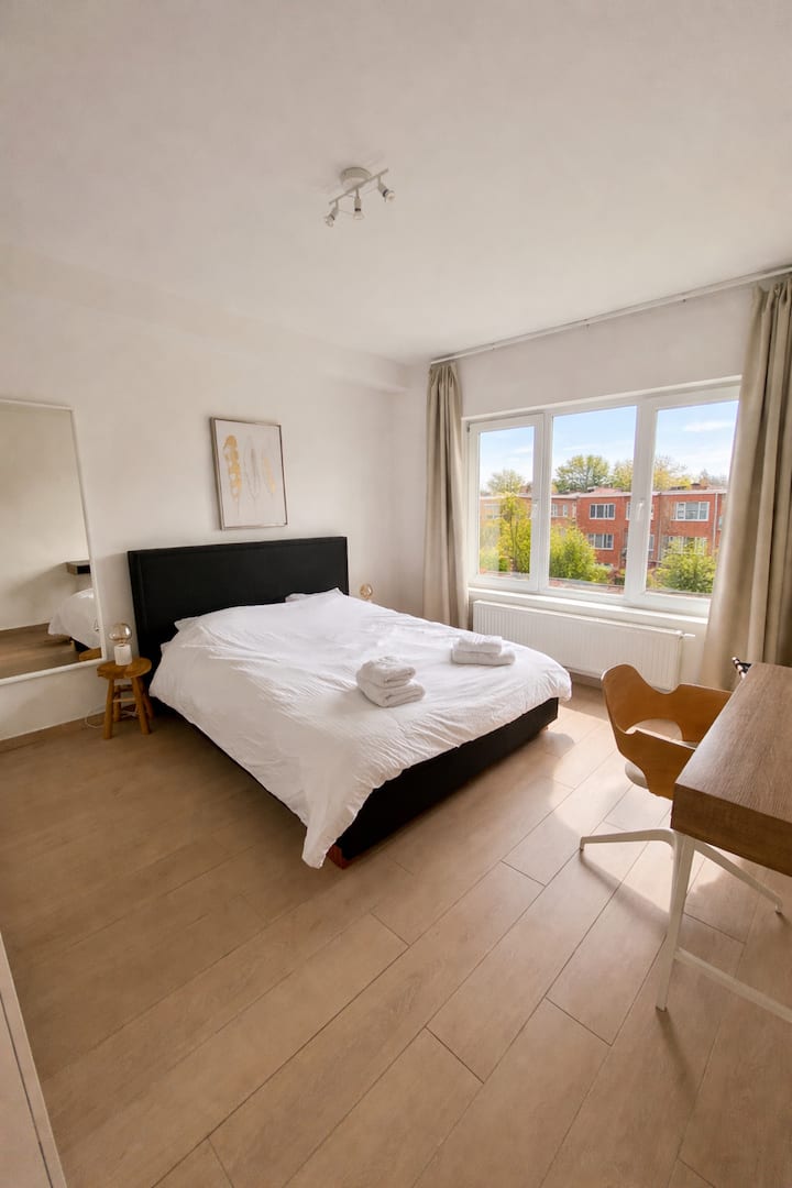 غرفة النوم 1