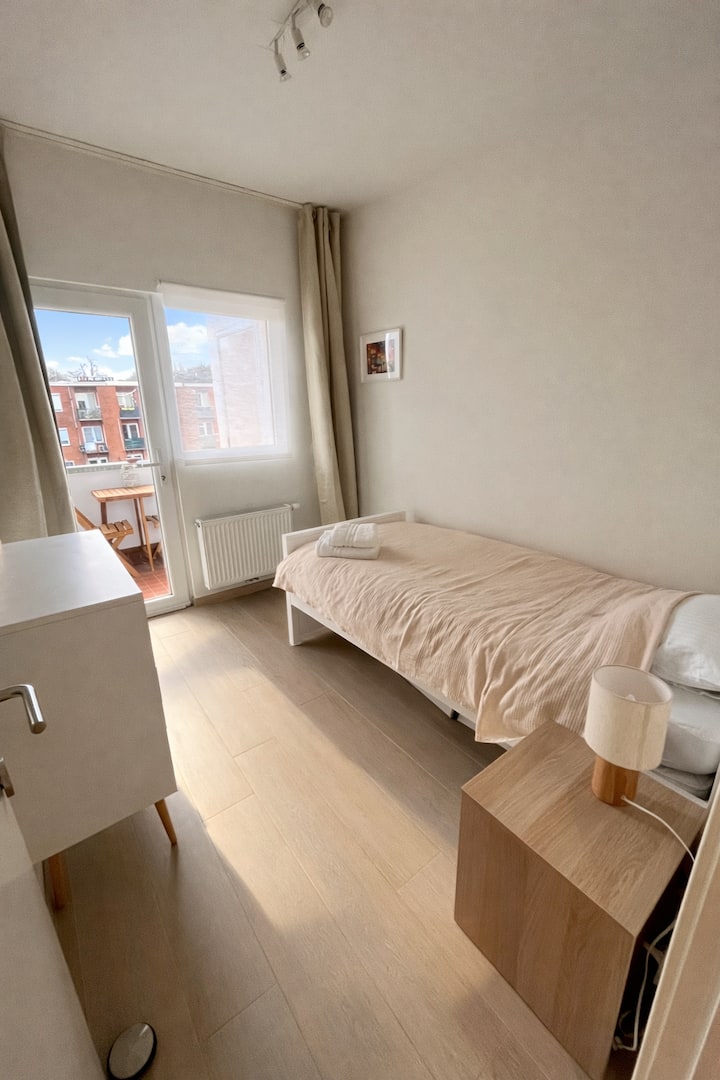 غرفة النوم 2