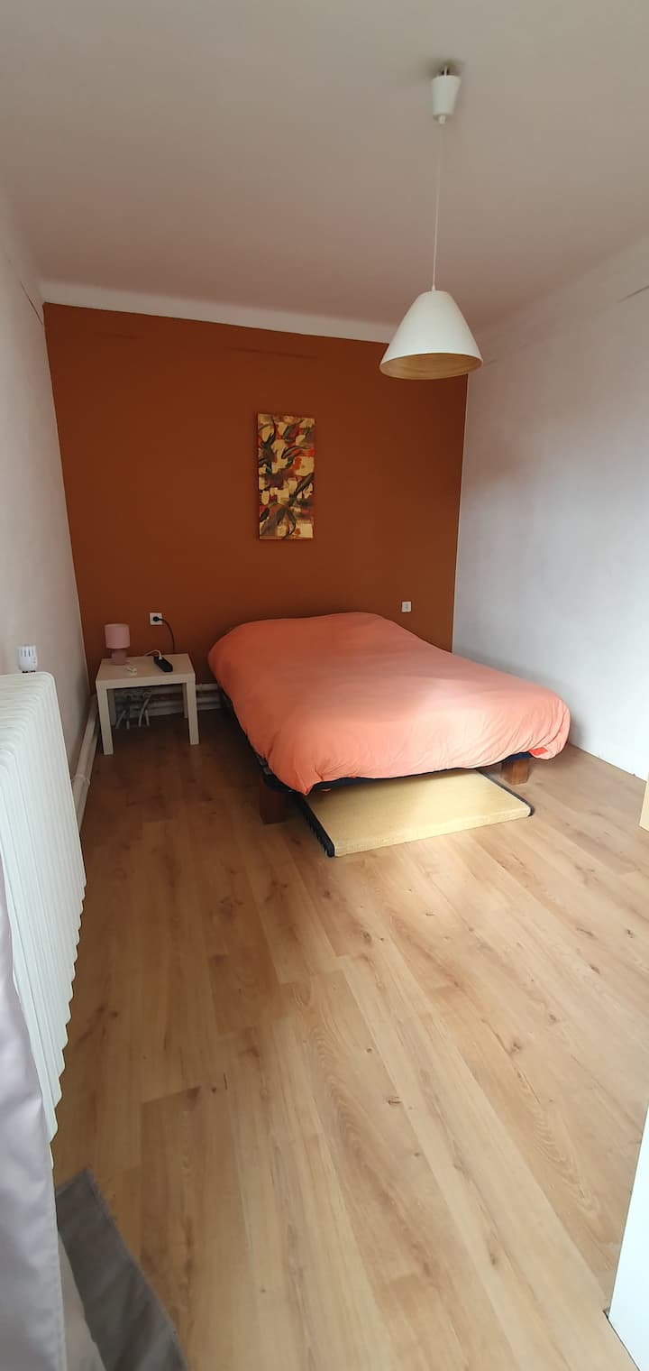 საძინებელი 2