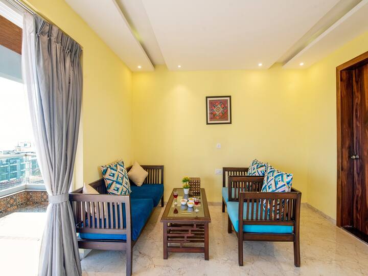 Living room image 5