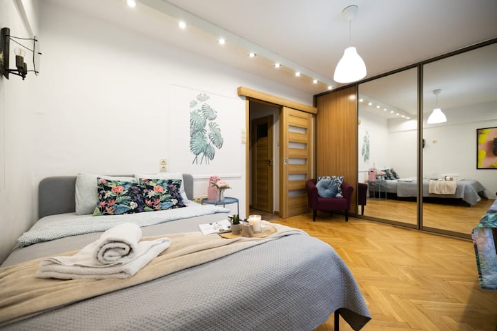 Fryderyk Apartment 'Anielewicza' - 바르샤바