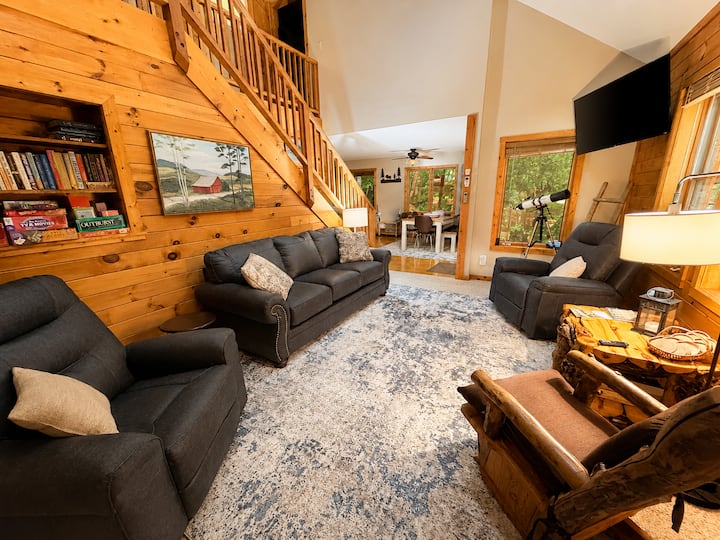 Cabin W/ Panoramic Views | Firepit + Close To Town - Boone, NC