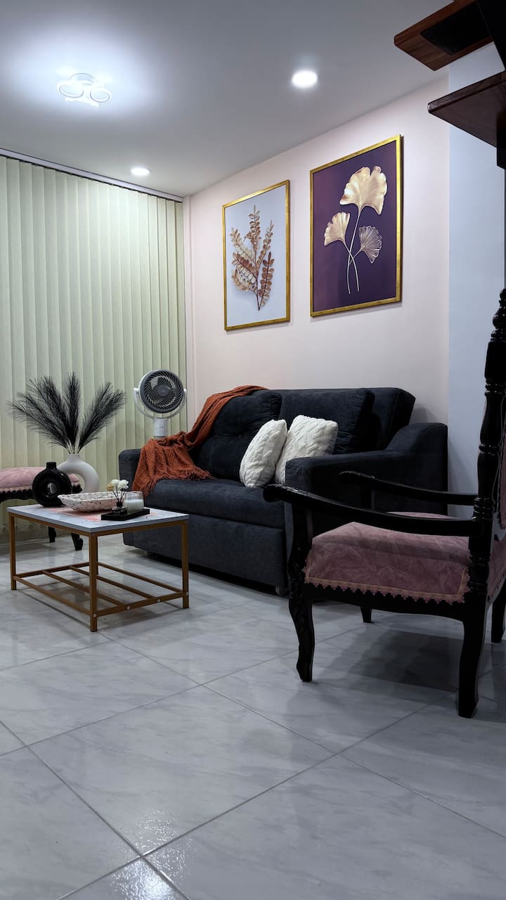 Lujosa Boutique House/parqueadero - Cartago - Colombia