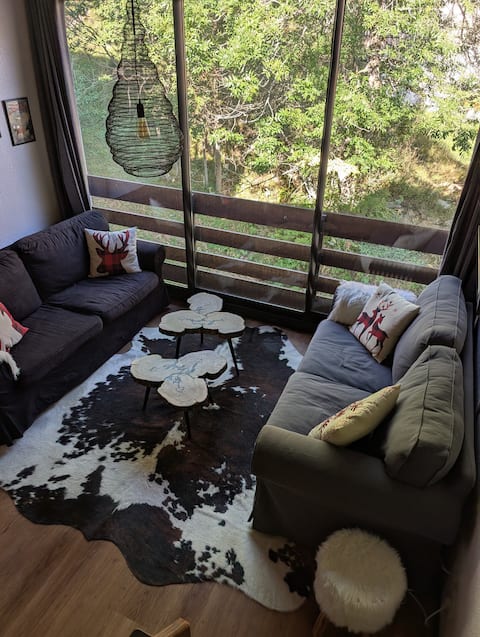 Top Airbnb: Le Cerf Blanc, charming apartment (Les Angles) in Les Angles