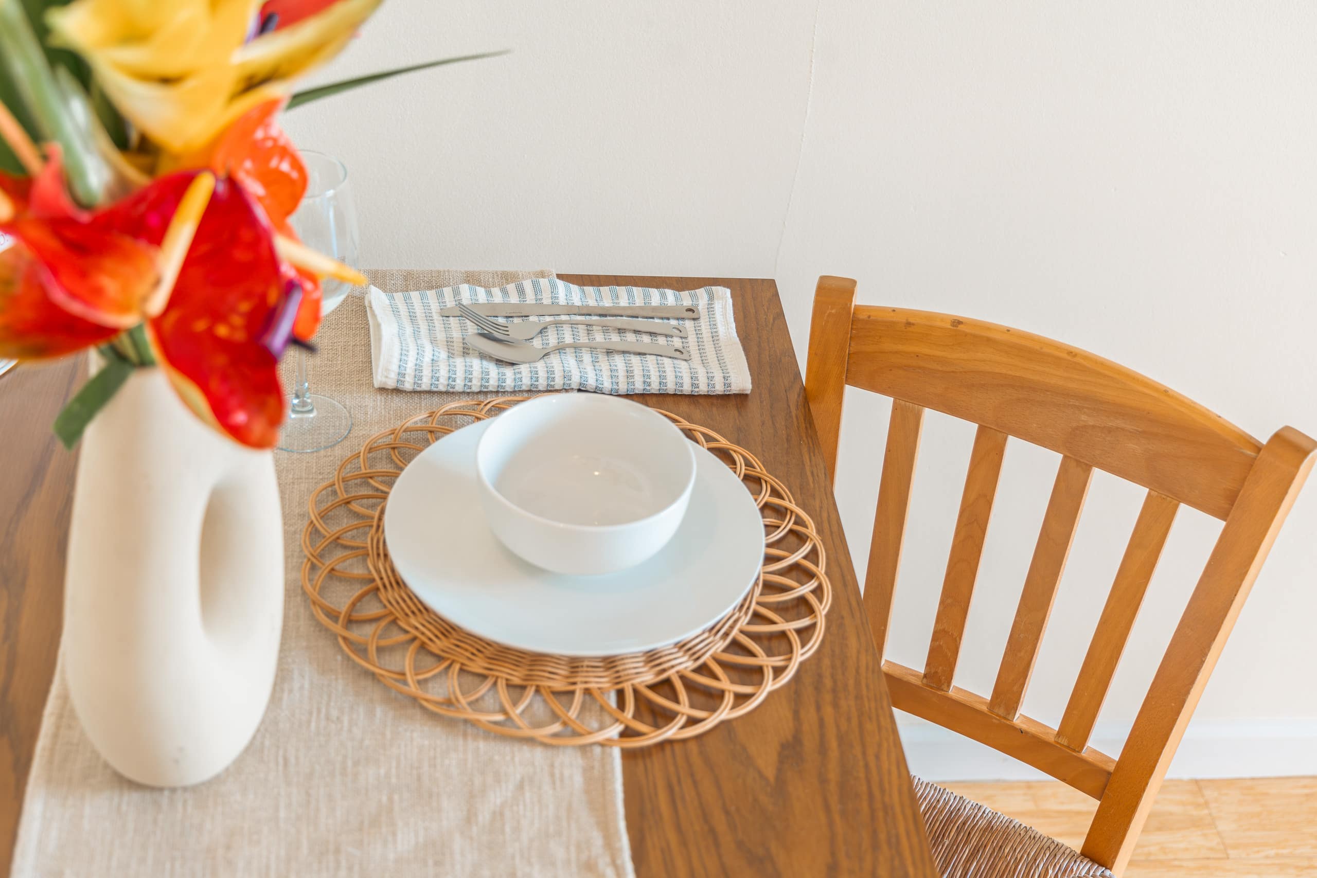 Condo in Honolulu · ★4.86 · 1 bedroom · 2 beds · 1 private bath - Image 22