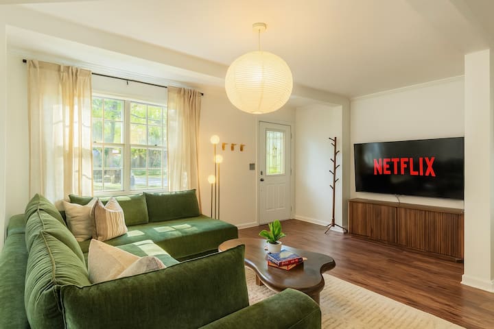 Sleeps 20 | Hot Tub | Sauna | Arcade | Firepit - Travelers Rest, SC