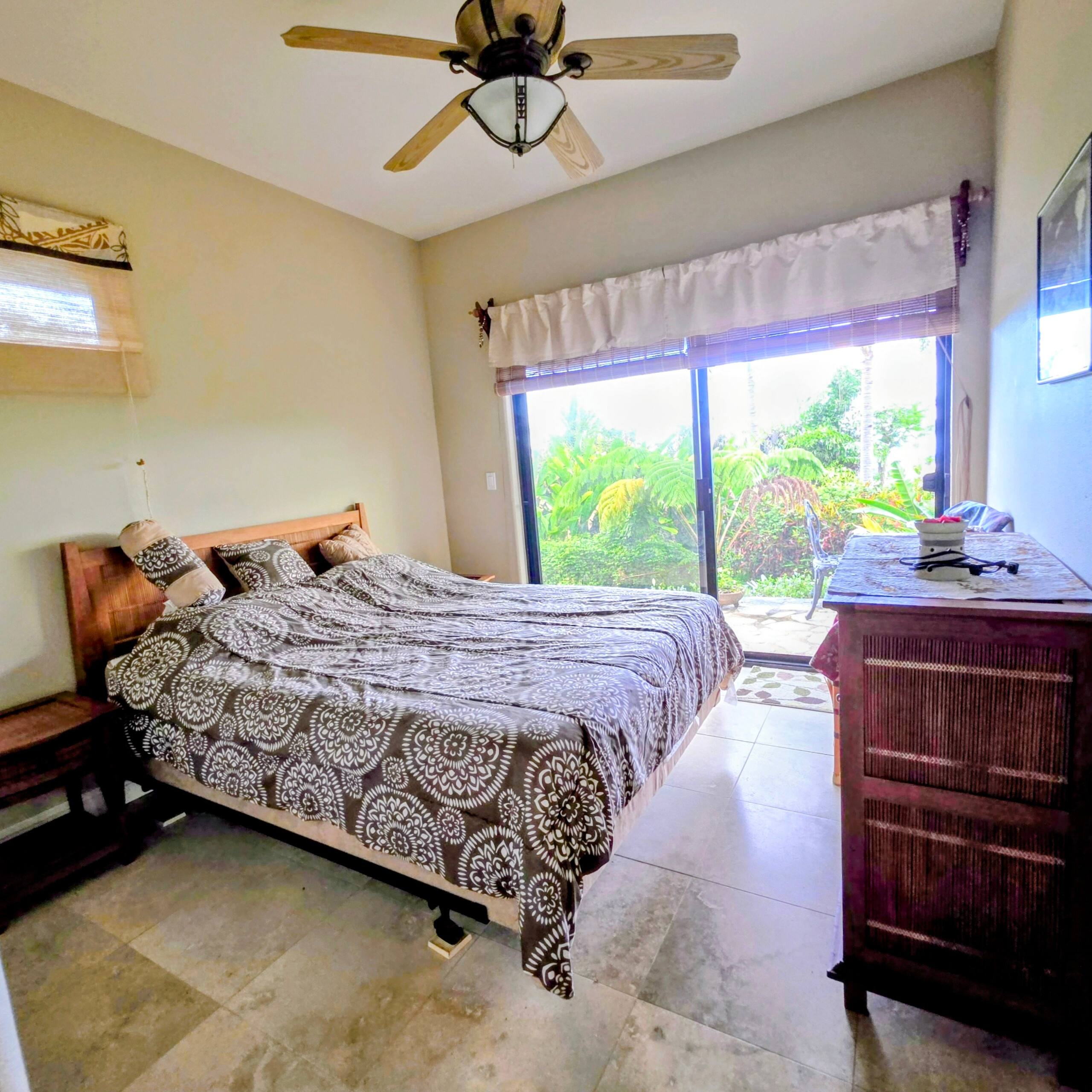 Home in Kailua-Kona · ★4.67 · 2 bedrooms · 3 beds · 1 private bath - Photo 10