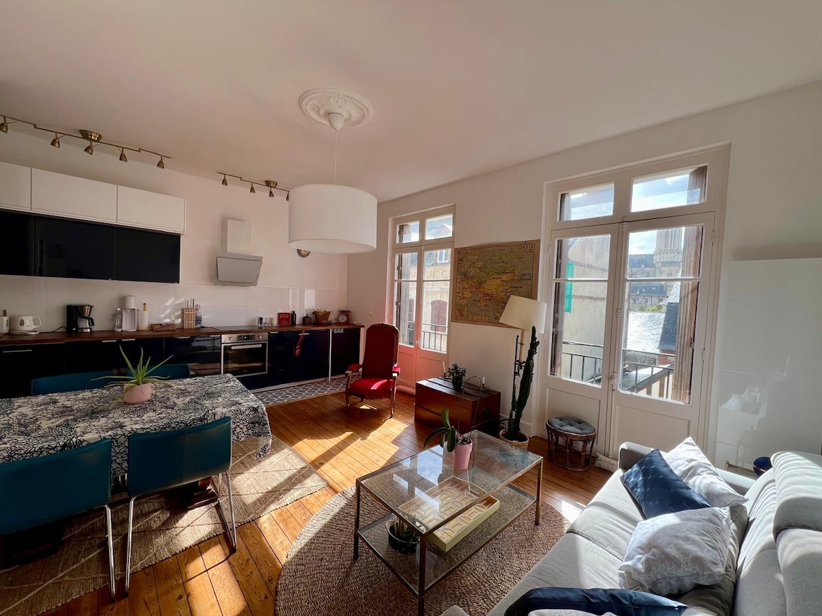 Top Airbnb: Beautiful apartment, very central. in Villers Sur Mer