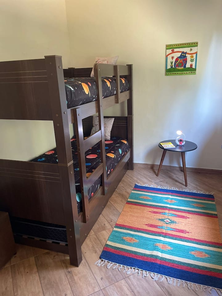 საძინებელი 1