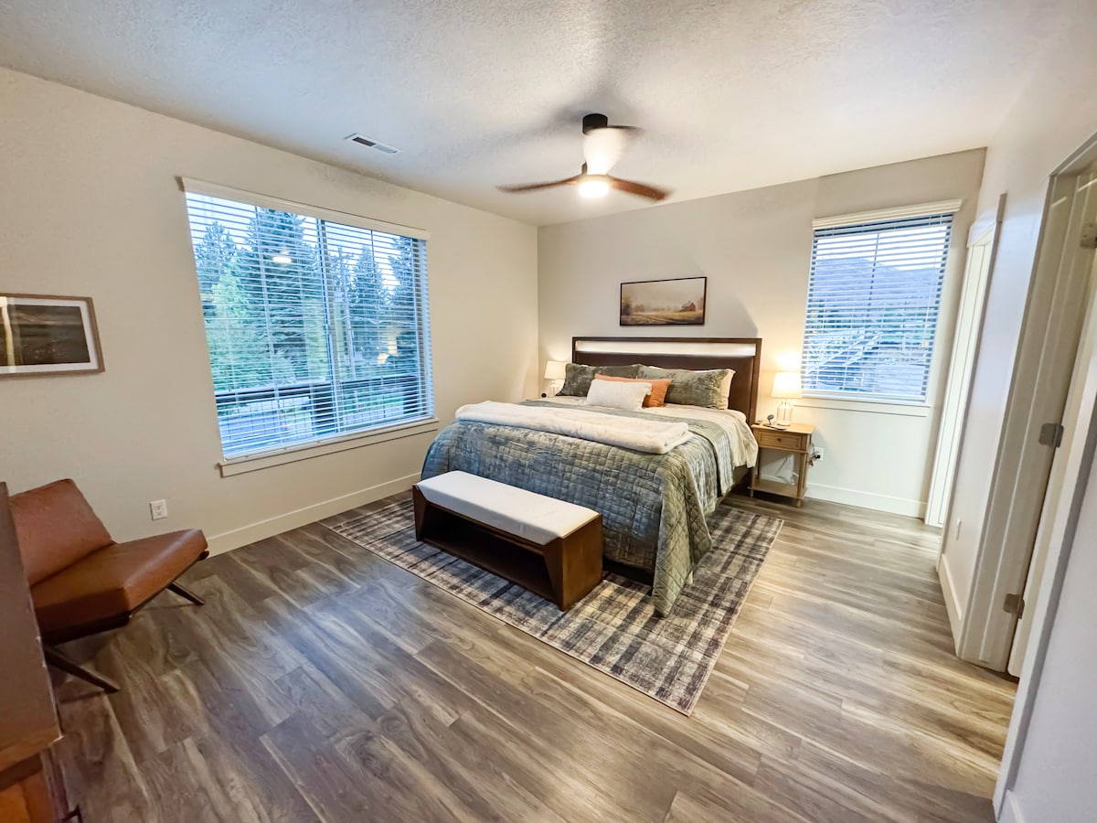 Midway Condo