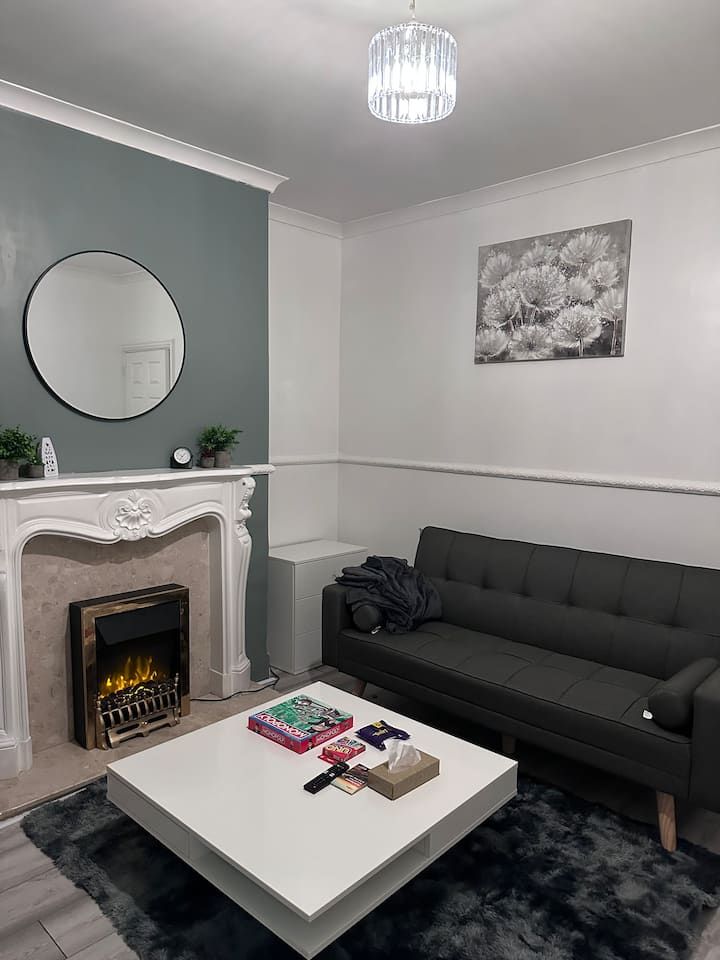 Spacious 3-bed Home At The Heart Of Sheffield S2 - Sheffield