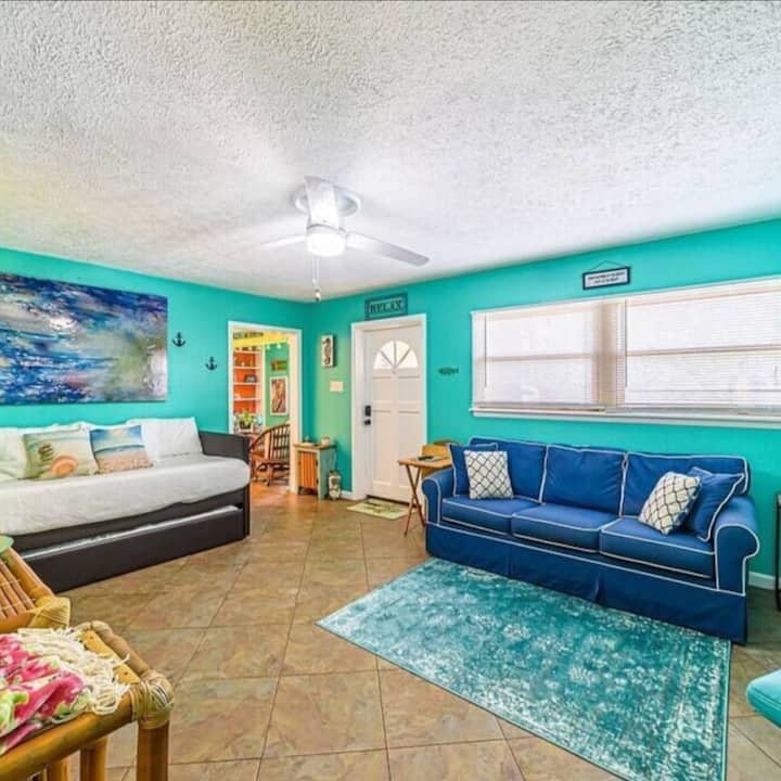 Steps To Cocoa Beach
2 Beds-1 Bath-sleeps 8 - Cape Canaveral, FL