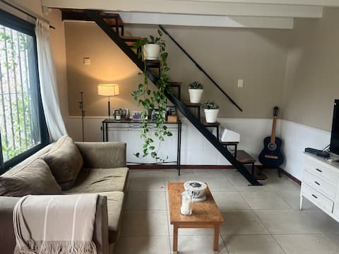 Successful Airbnb property: “Carlos' Corner” Warm house in Chascomús in Partido De Chascomús