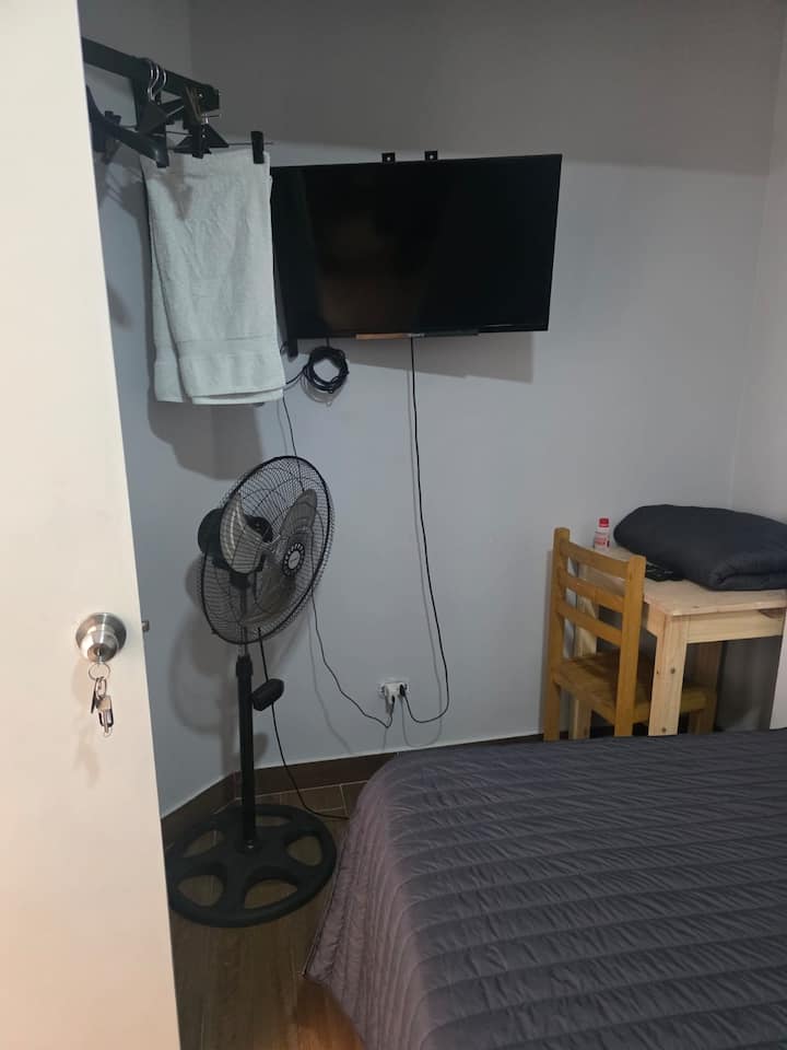 غرفة النوم 2