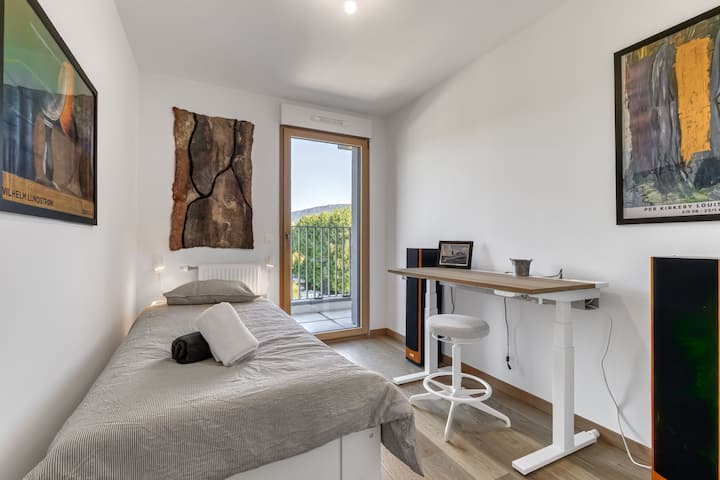 საძინებელი 1