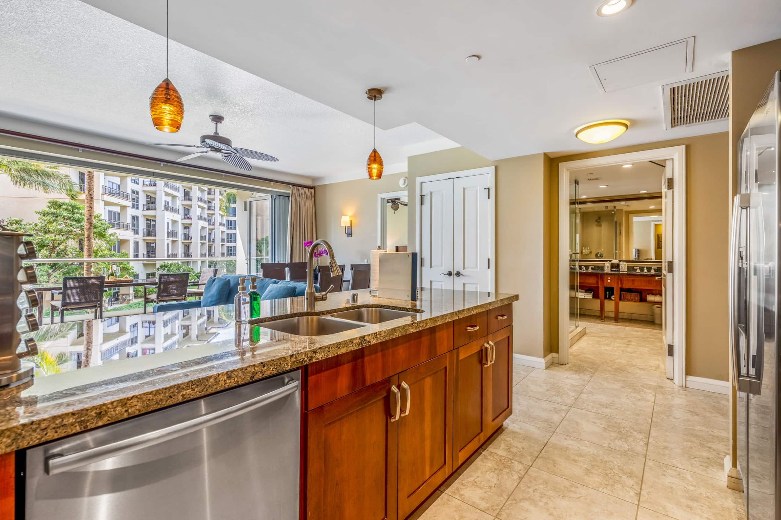 Kaanapali 1 bedroom resort condo, AC, & amenities! - Image 10