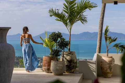Villa Steps to Heaven Tropical Luxury Sea View
