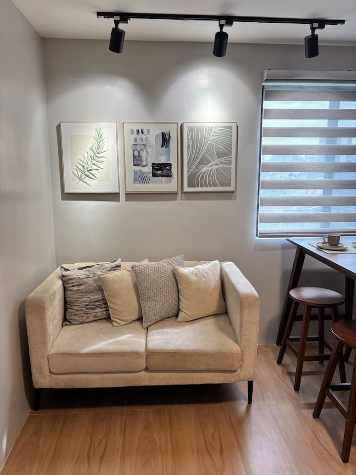 Sleek & Cozy Brand-new 2br Condo In One Oasis Cebu - Cebu City