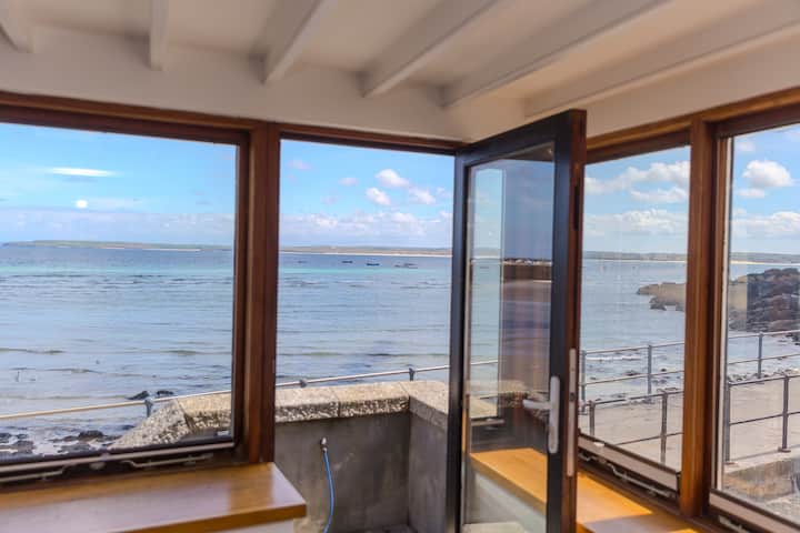 Blue Haven - Harbour Front W/ Nearby Parking Space - St Ives