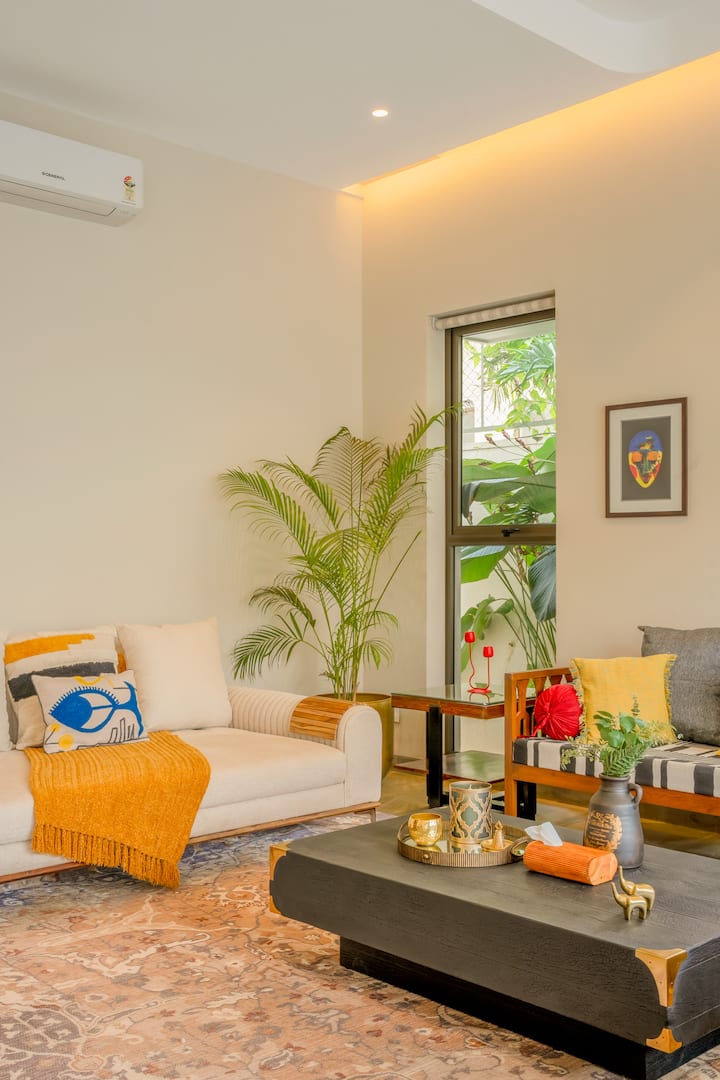 Living room image 5