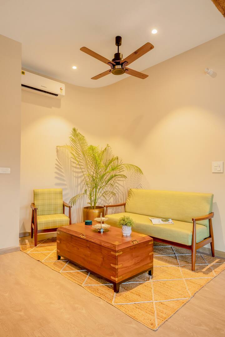 Living room image 11