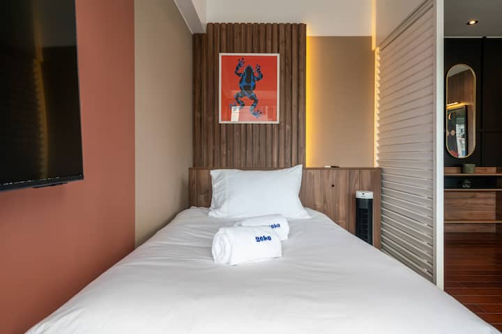 საძინებელი 2