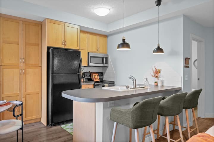 2 Bed | Dt Core | Mins To Stampede - Calgary