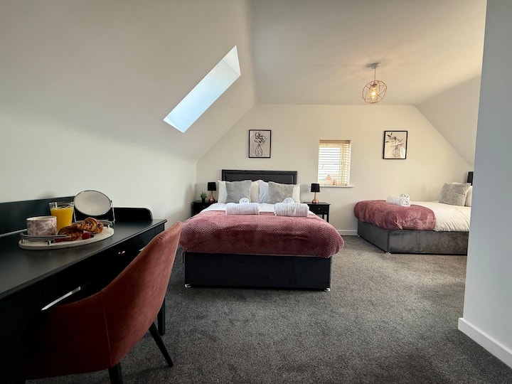 5bdrhome | Wifi, Parking |Extended Stays Discounts - 러프버러