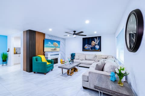 Top performing Airbnb: Heated Pool + Games | 15 Min to Siesta Key in Sarasota Springs