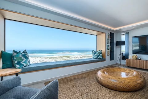 Life’s a View | Ocean Villa w/ Butler & Jacuzzi
