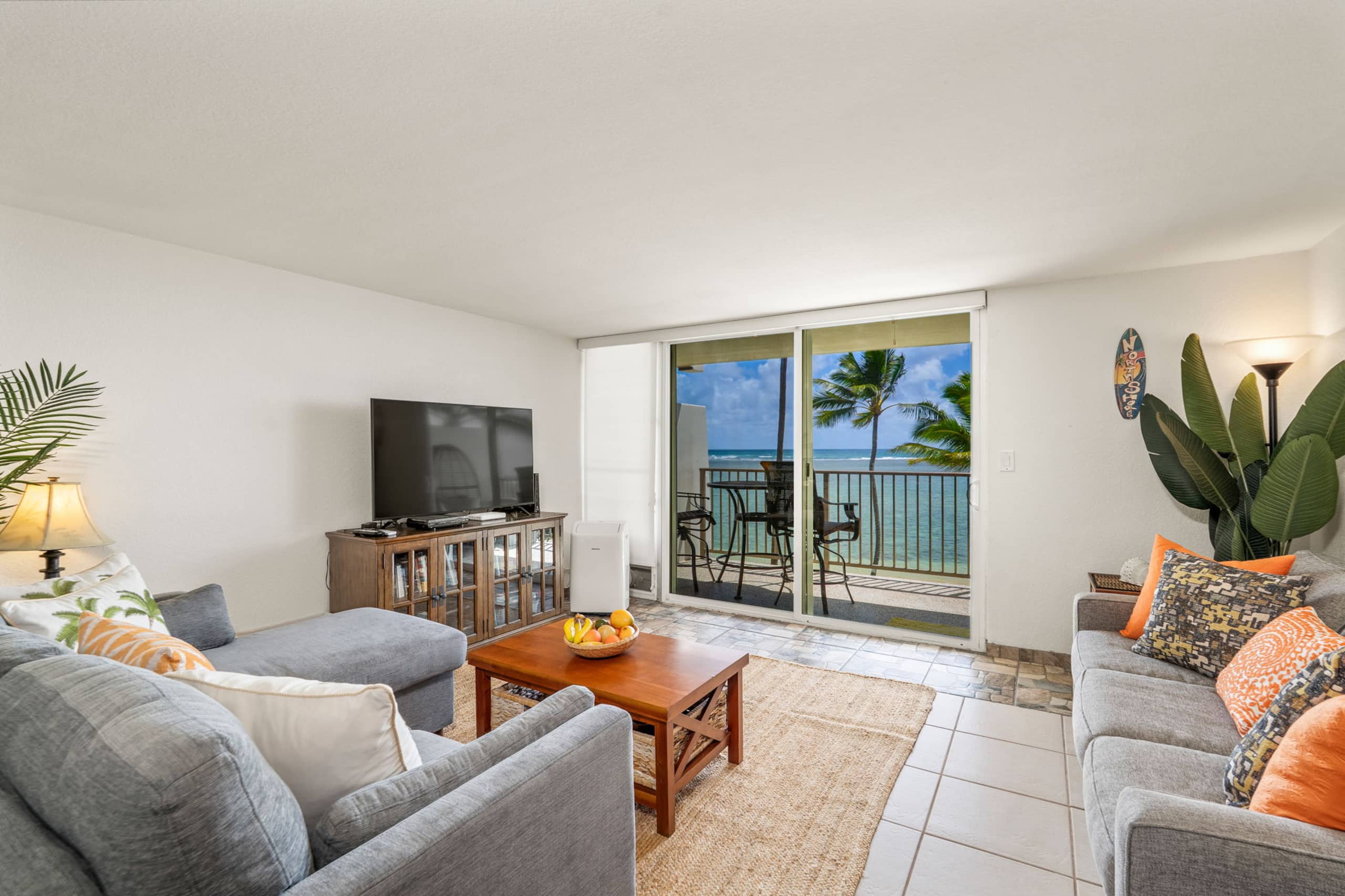 Condo in Hauula · ★4.82 · 1 bedroom · 4 beds · 1 private bath - Image 1