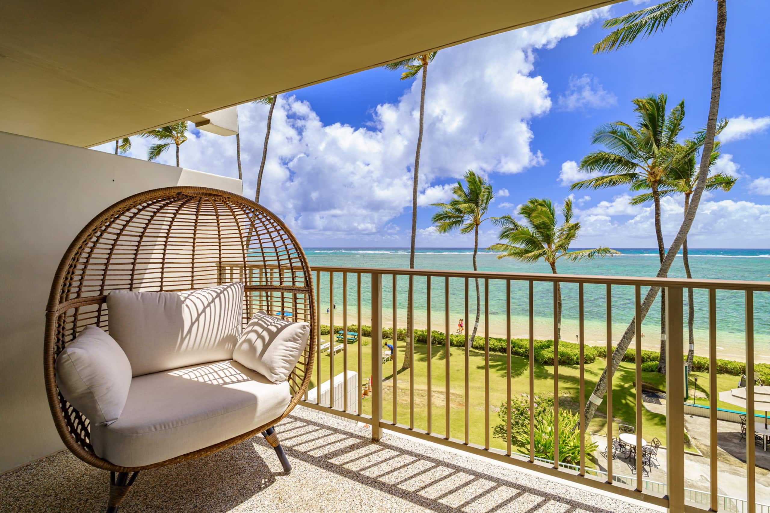 Condo in Hauula · ★4.82 · 1 bedroom · 4 beds · 1 private bath - Image 13