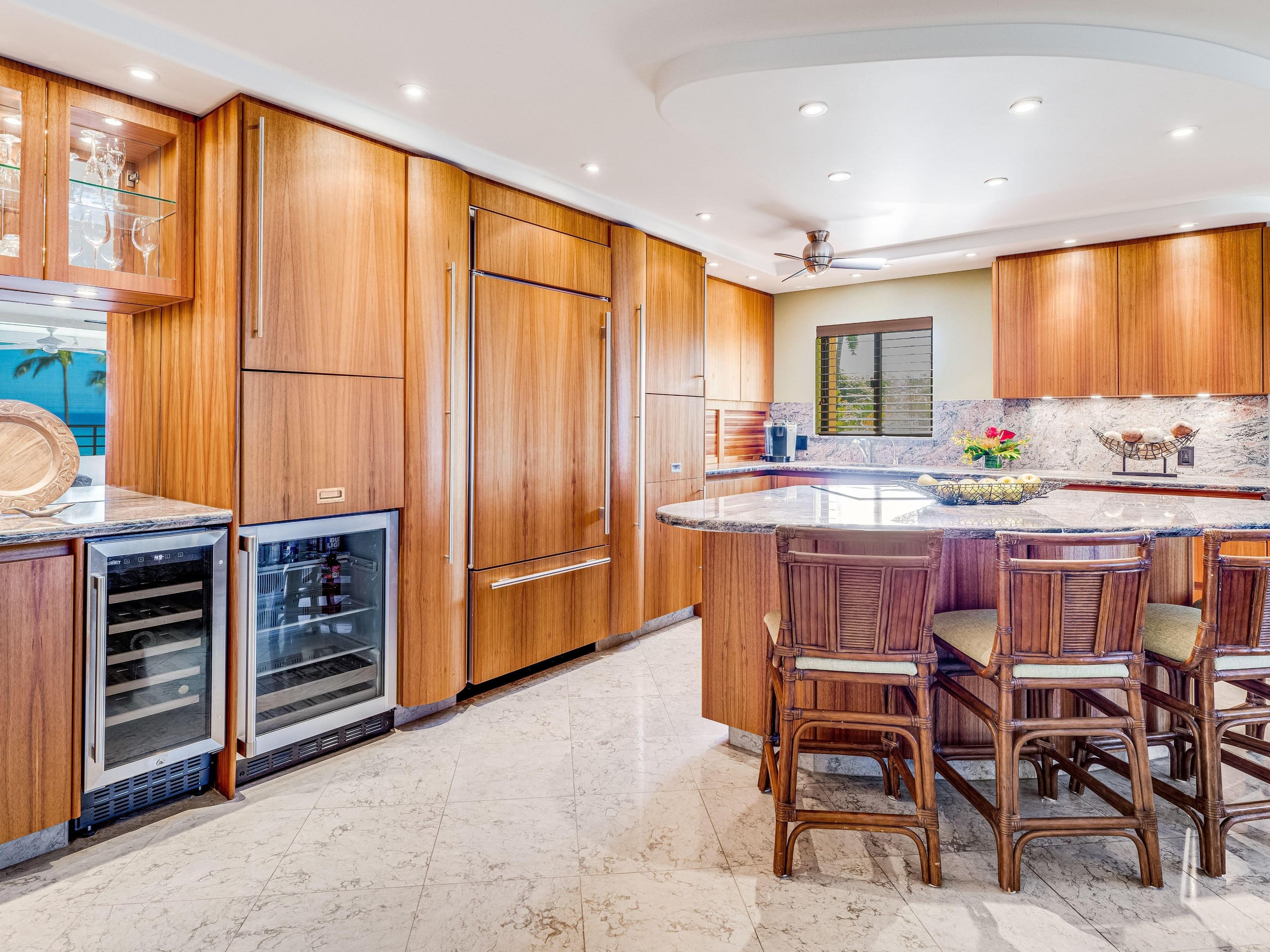 Condo in Wailea · ★4.58 · 2 bedrooms · 3 beds · 2 baths - Image 3