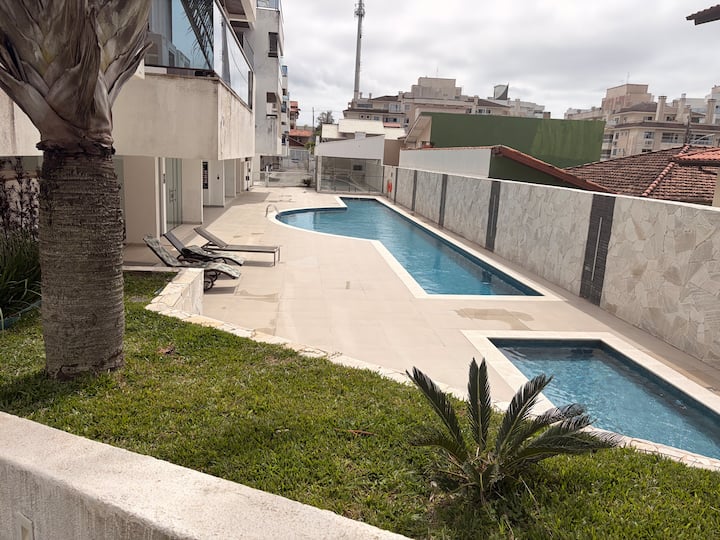 Модерен и завършен апартамент в Инглесес – изображение 1